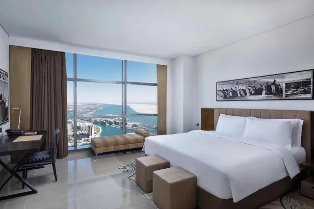 شقة بسرير كينج أو كوين بإطلالة على البحر بغرفتي نوم، Conrad Abu Dhabi Etihad Towers 1/4