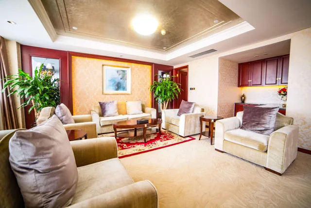 Howard Johnson by Wyndham Domando Plaza Wulanchabu، Ulanqab 30/50