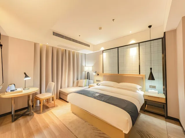 Superior, Queen Bed, Echarm Hotel (Fuzhou Sanfang Qixiang North Wuyi Road) 2/3