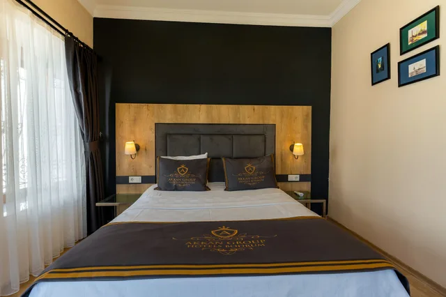 2 Bedrooms, Family, Double and Twin Beds, AKKAN LUXURY HOTEL 4/9