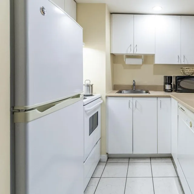 استوديو بسرير كينج وسرير كوين، Hotel Saint Laurent Montreal 10/10