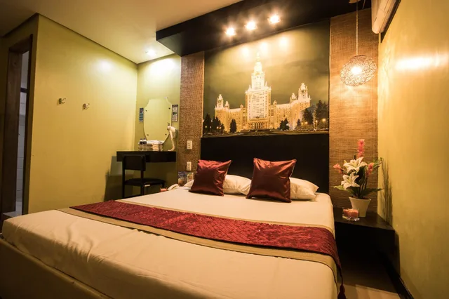 Mini, Suite, Hotel Dream World 1/2