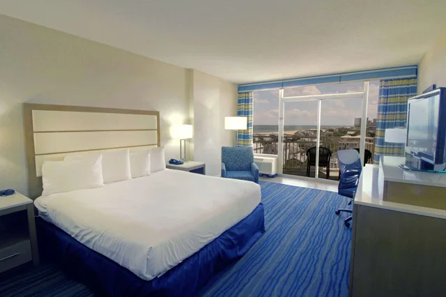 غرفة بسريرين مزدوجين يُسمح فيها بالحيوانات الأليفة، Wyndham Virginia Beach Oceanfront 2/4