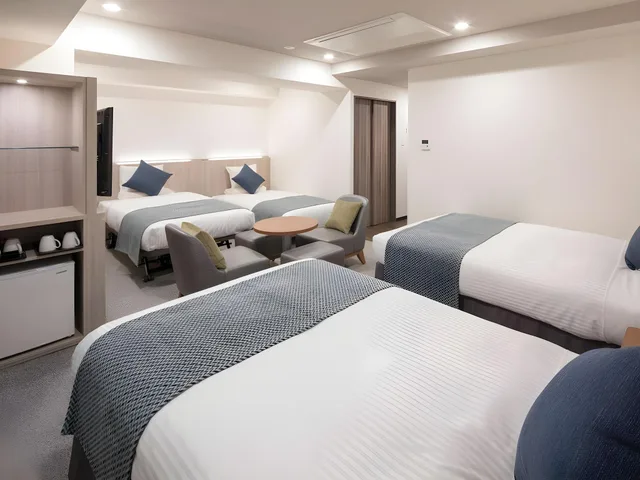 Accecible Forth Non smoking، Hotel Mystays Midosuji Honmachi 1/1