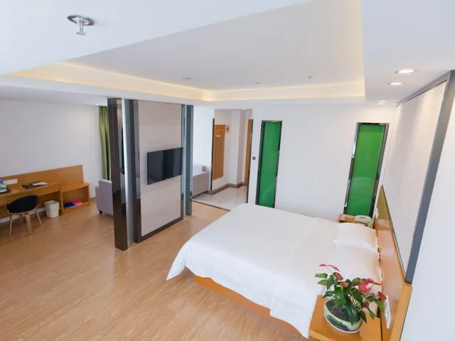جناح تنفيذي، Vatica HeFei Feixi County Southwest Motor City Hotel 2/2