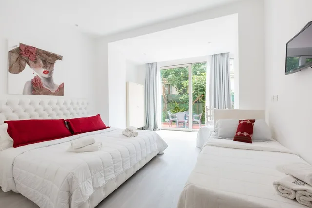 Junior Suite, 1 Queen and 1 Single Bed, Hotel Cavallino Bianco 1/10