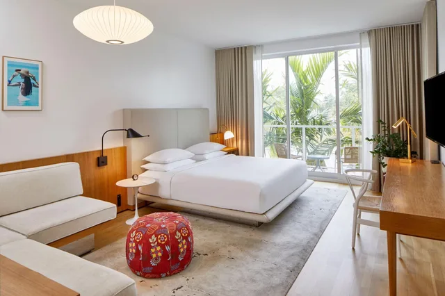 غرفة ديلوكس بسرير كينج، The Sarasota Modern, a Tribute Portfolio Hotel 1/5