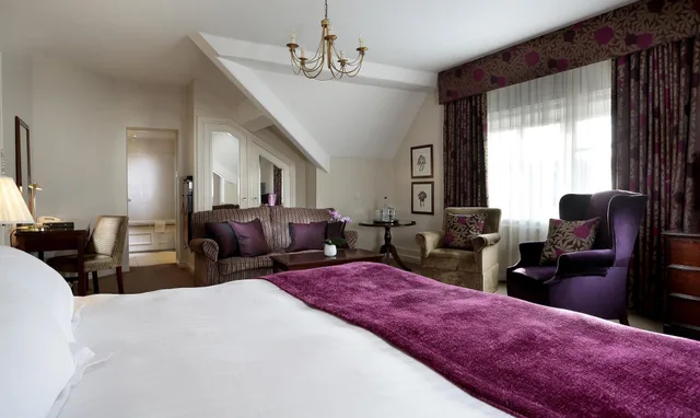 غرفة كلاسيكية، Macdonald New Blossoms Hotel 1/1