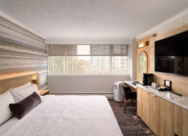 غرفة قياسية بسريرين كوين، Chateau Victoria Hotel And Suites 2/3