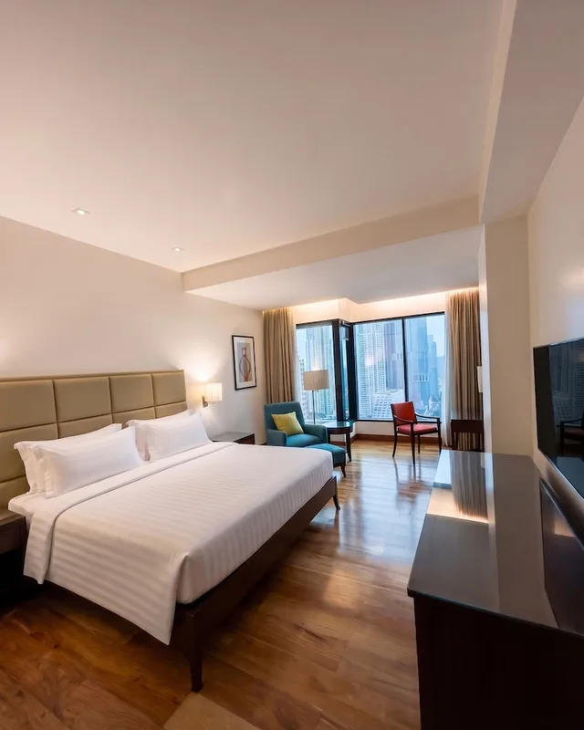 Deluxe King Room, City Garden Grand Hotel 2/10