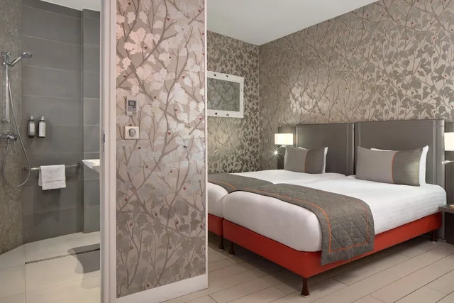 غرفة رباعية، Timhotel Invalides Eiffel 6/6