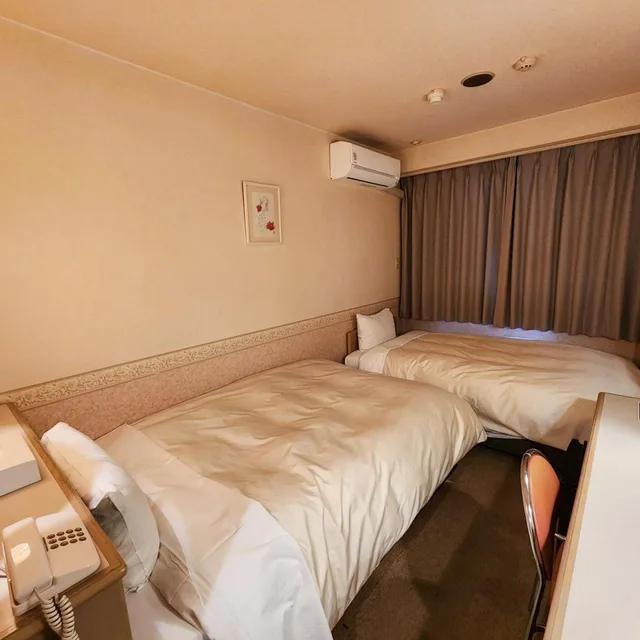 غرفة اقتصادية بسريرين منفصلين للمدخنين، Crown Hills Kanazawa 5/10