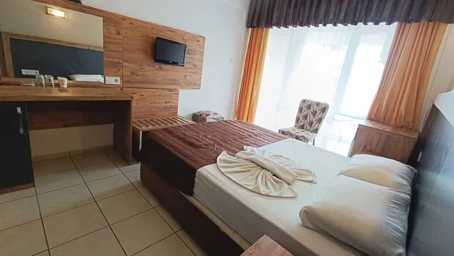 غرفة قياسية بسرير مزدوج، Kleopatra Bebek Hotel 1/4