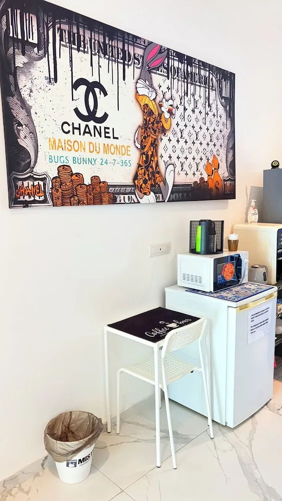 Villa Life، ميلان 9/50