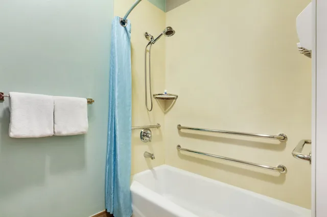 غرفة قياسية بسرير كينج، Best Western Plus Peppertree Inn At Omak 4/5