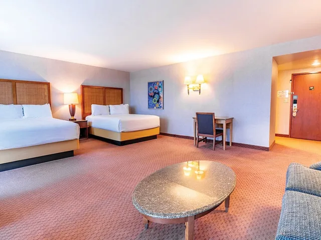 Suite, 2 Queen Beds, Rio Hotel & Casino - Masquerade Tower 1/6