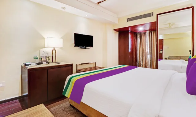 غرفة كلوب، Oyo Rooms Ntr Health University 1/4