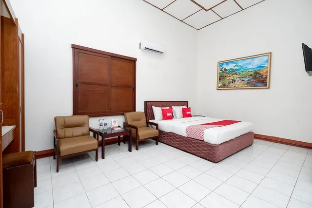 غرفة ديلوكس مزدوجة، Super OYO Capital O 1644 Hotel Griya Kencana 7/10