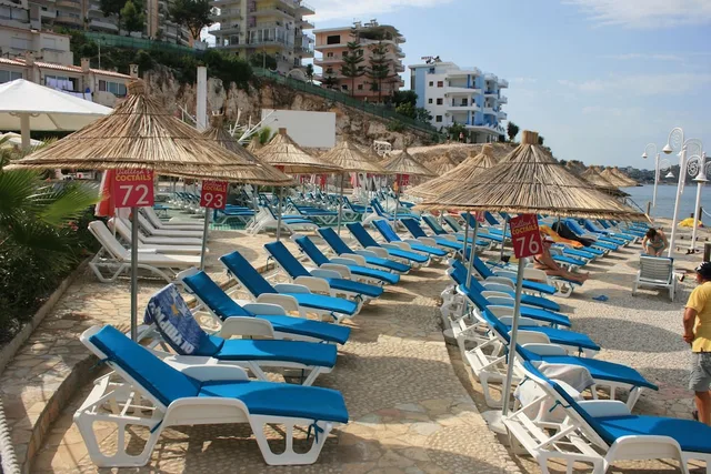 Bougainville Bay Hotel، ساراندا 70/78