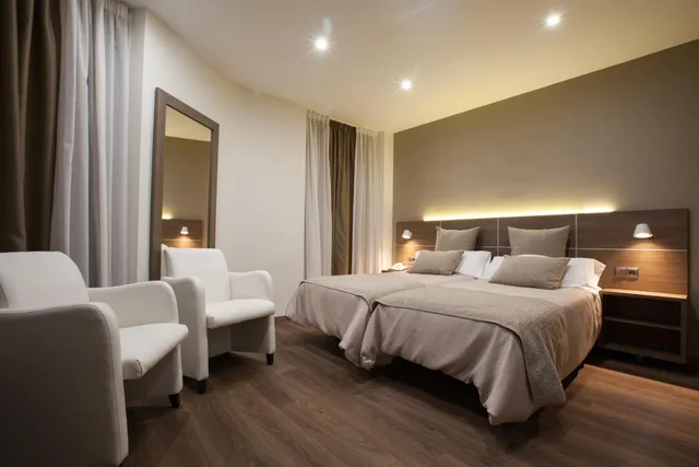 غرفة بسرير مزدوج أو سريرين منفصلين، Don Paco Hotel 5/10