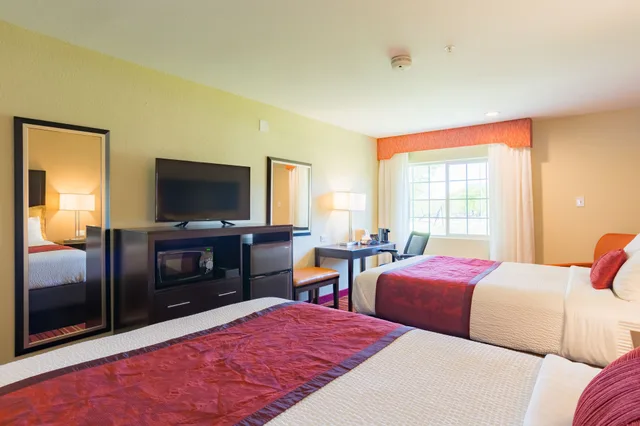 غرفة بسريرين مزدوجين لذوي الإعاقة، Days Inn By Wyndham Arlington 5/10