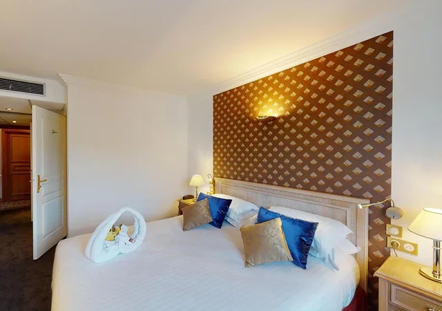 غرفة سوبيريور بسرير مزدوج بإطلالة على المدينة، Sun Riviera Hotel 2/9