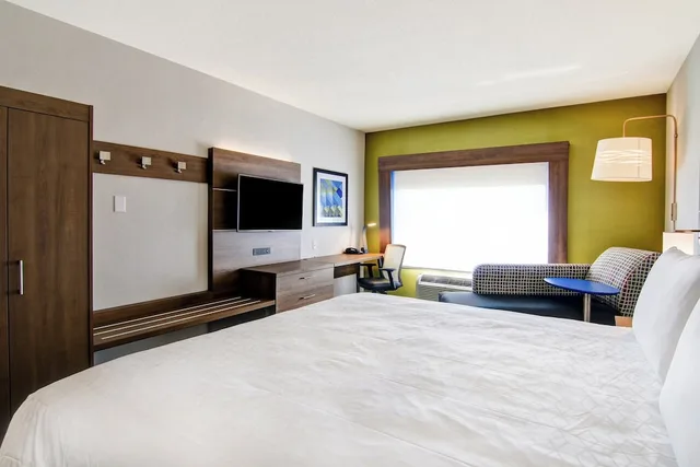 غرفة قياسية بسرير كينج، Holiday Inn Express Hotel & Suites Toronto Markham 1/4