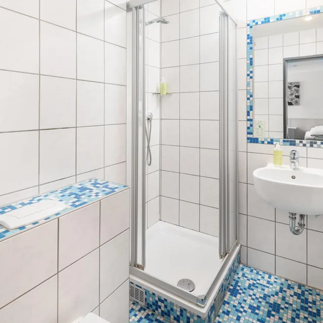 غرفة ثلاثية بسرير فردي، Hotel Rennschuh 8/8
