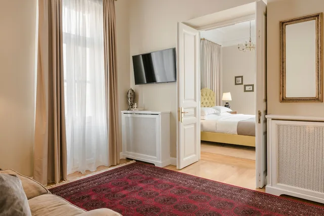 2 Bedrooms, 2 Double Beds, 3 Bathrooms, 2 Sofa، Noble Suites 4/6