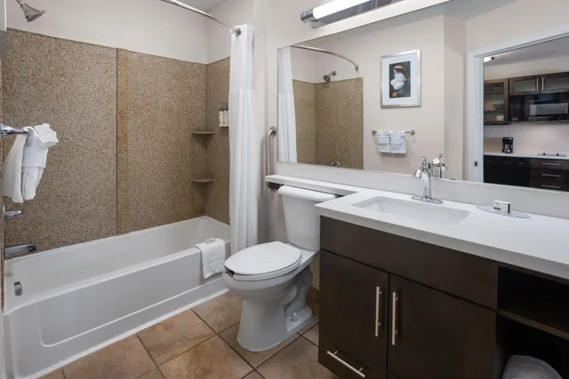 غرفة قياسية، Candlewood Suites Norfolk Airport 1/1