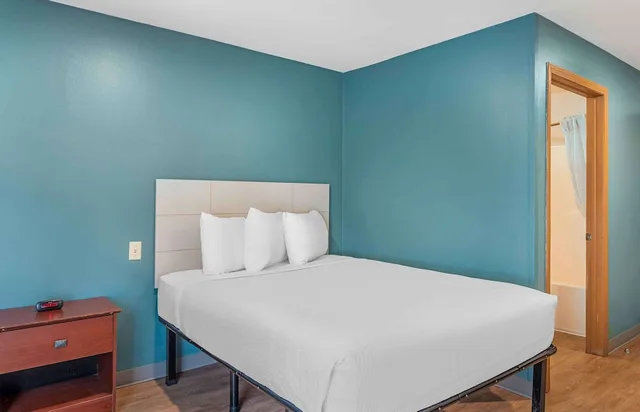1 Bed - Hearing Accessible, Kitchen، Studio 6 Extended Stay Little Rock Southwest AR 2/10