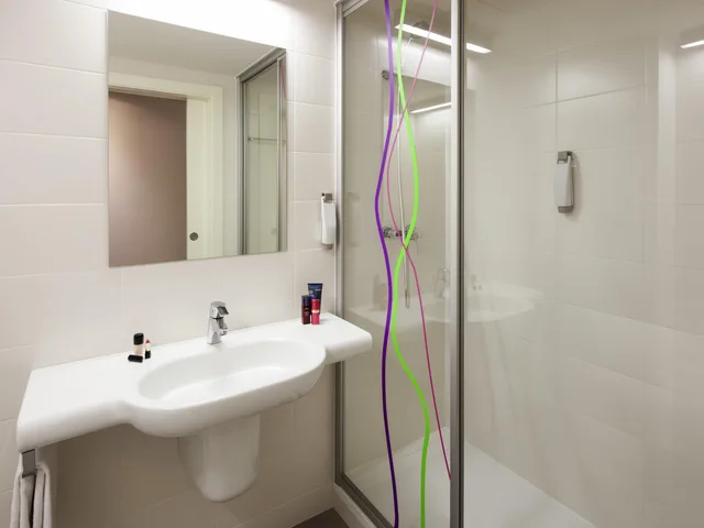 غرفة بسرير مزدوج، Ibis Styles Lleida Torrefarrera 6/6