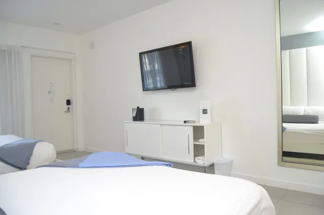 استوديو بسريرين كوين، Royal Palms Resort And Spa A North Beach Village Resort Hotel 1/7