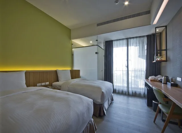Standard, Twin Beds, JOY INN 1/2