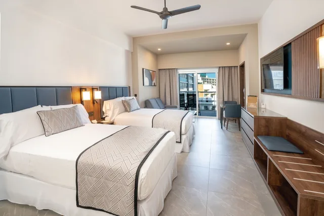 Junior Suite, King Bed, Partial Ocean View, RIU Palace Kukulkan - Adults Only - All Inclusive 1/3