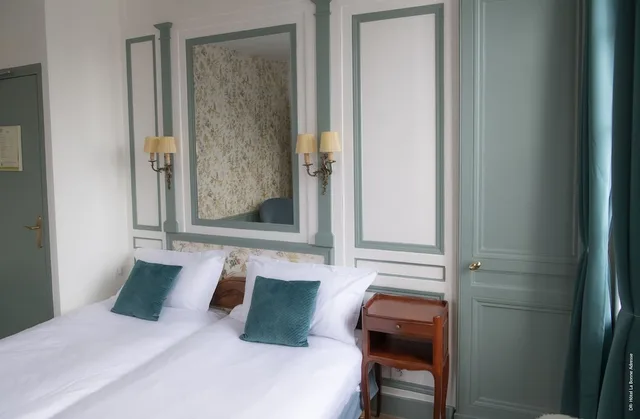 غرفة رومانسية بسريرين منفصلين، Hotel de Charme La Bonne Adresse 1/10