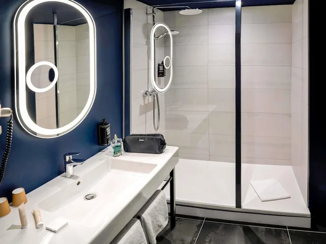 غرفة قياسية بسريرين منفصلين، Ibis Pontarlier 7/7