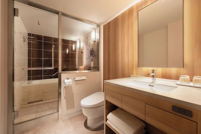 Renovated, Club, Superior, King Bed، Okinawa Harborview Hotel 3/3