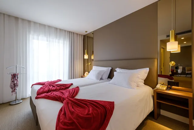 غرفة بسريرين منفصلين، Hotel Regina Fatima 3/4
