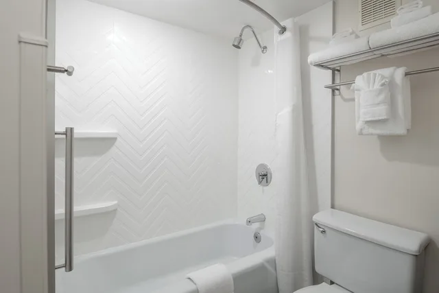 غرفة بريميوم بسريرين كوين بإطلالة على البحر، Holiday Inn Portland-By The Bay 5/7