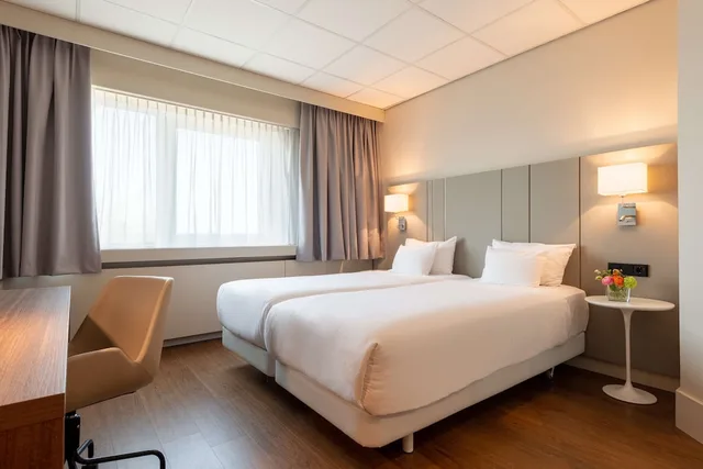 غرفة سوبيريور بسريرين منفصلين، Nh Conference Centre Leeuwenhorst 1/7