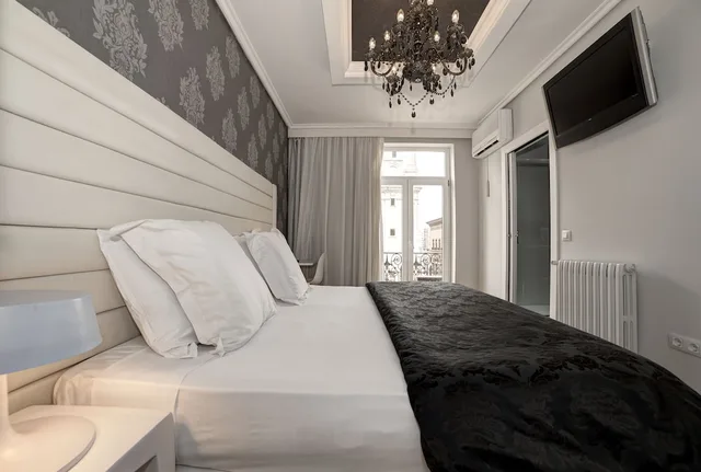 غرفة قياسية بسرير مزدوج بإطلالة على المدينة، Hotel Pilar Plaza Zaragoza 4/10