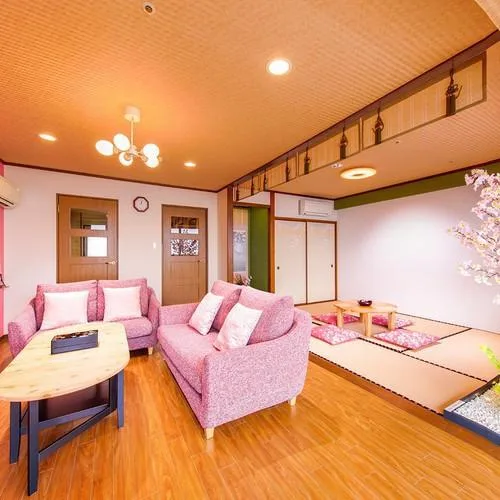Japanese Western, Superior, Ocean View, Central Building، Maholova Minds Miura 1/1