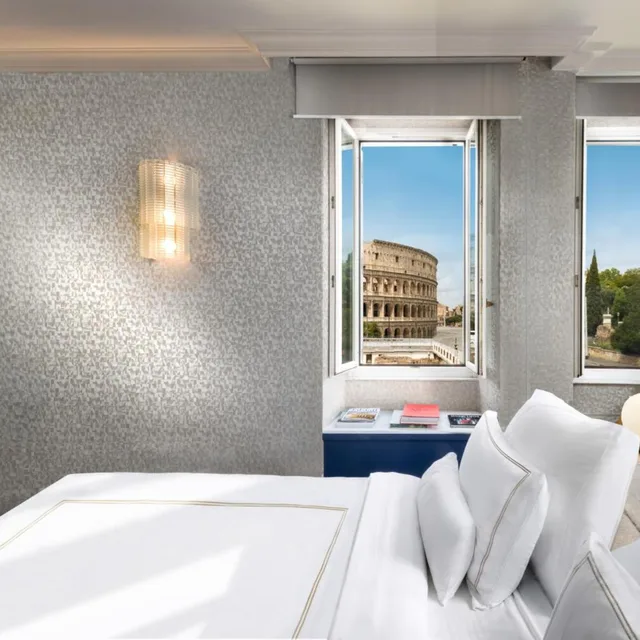 جناح فاخر، Palazzo Manfredi 5/8
