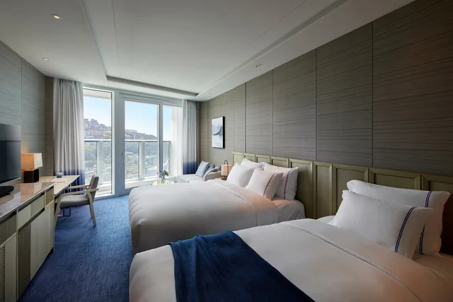 Premier, Family, Twin Beds, District View، Signiel Busan 2/2