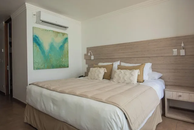 غرفة قياسية بسرير كينج بإطلالة على الشاطئ، Hotel Mae 3/10