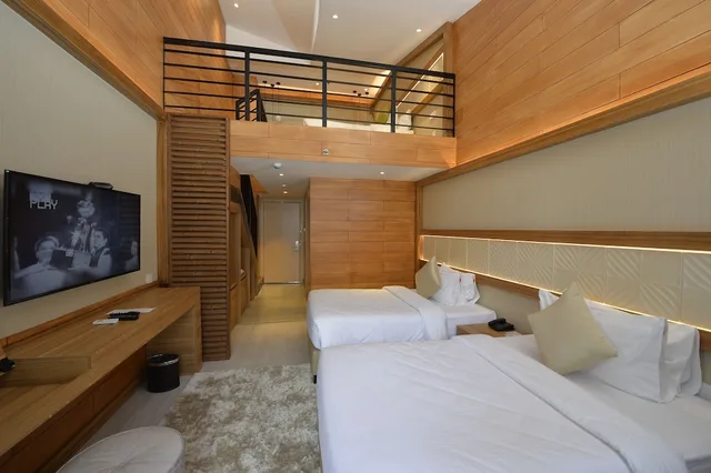 Loft, 1 Queen and 2 Double Beds, The Orchard Hotel Baguio 2/8