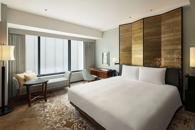 غرفة كلوب بسرير كينج، Hyatt Regency Yokohama 1/6
