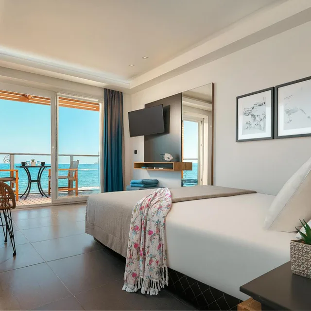 Junior Suite, Deluxe, Sea Front، Enorme Infinity Beach 4/7