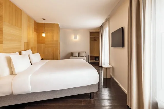 غرفة جونيور بإطلالة على القناة، Le Citizen Hotel 1/7
